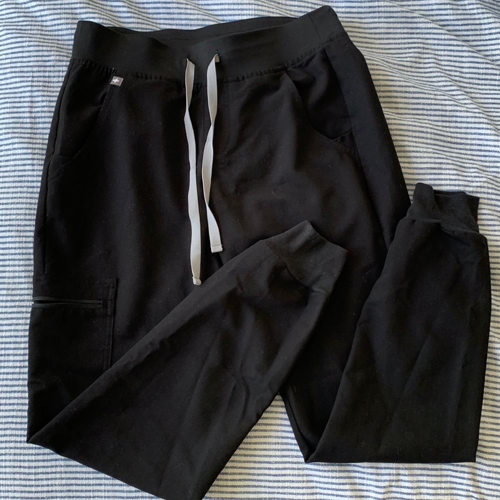 FIGS Black Jogger Scrubs